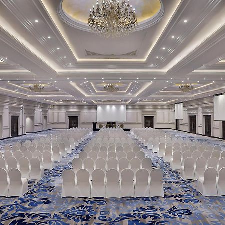 Voco - Riyadh, An Ihg Hotel - فندق فوكو الرياض, احدى فنادق مجموعة إنتركونتيننتال Exterior photo The Grand Ballroom