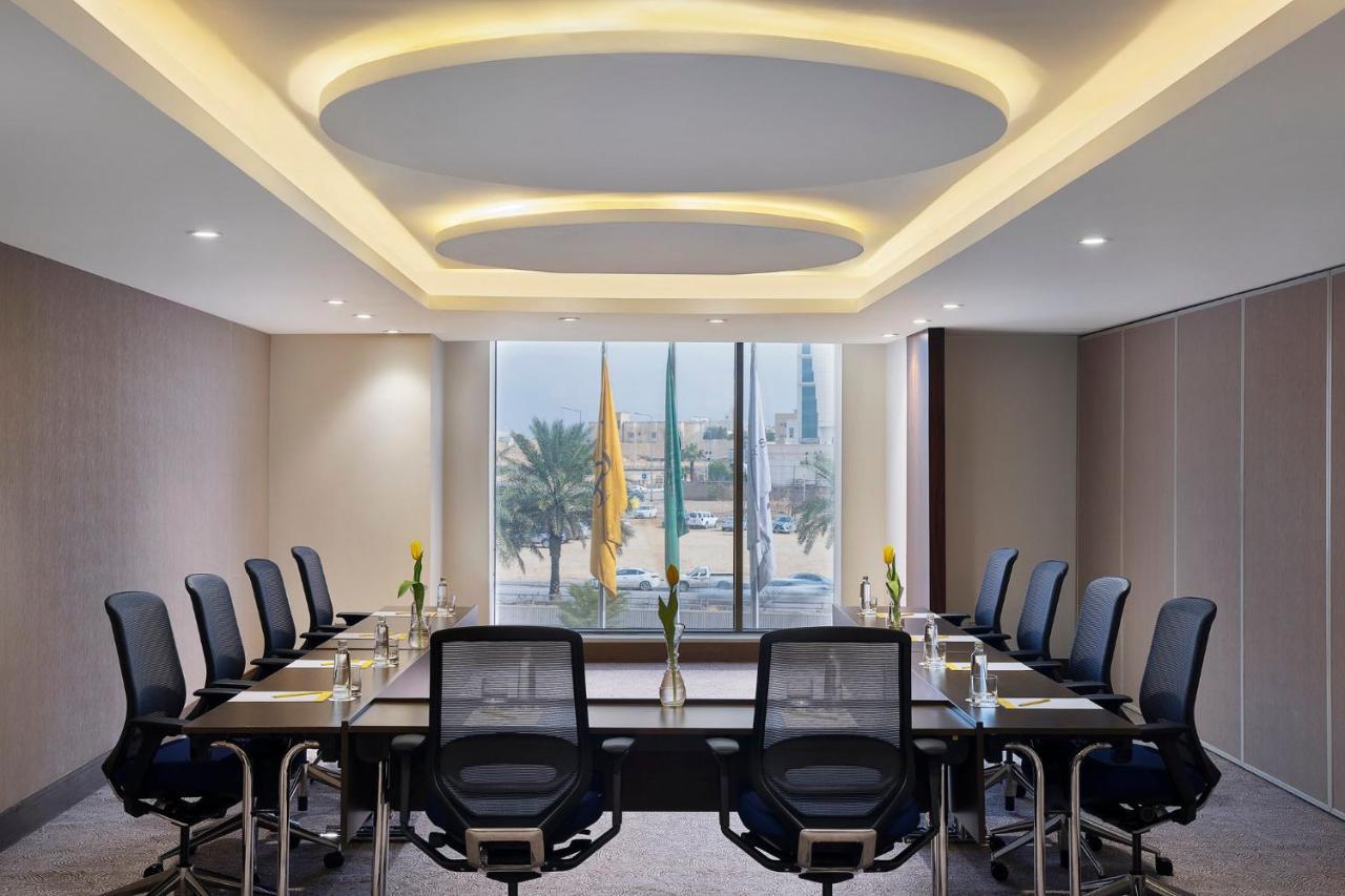 Voco - Riyadh, An Ihg Hotel - فندق فوكو الرياض, احدى فنادق مجموعة إنتركونتيننتال Exterior photo Meeting room