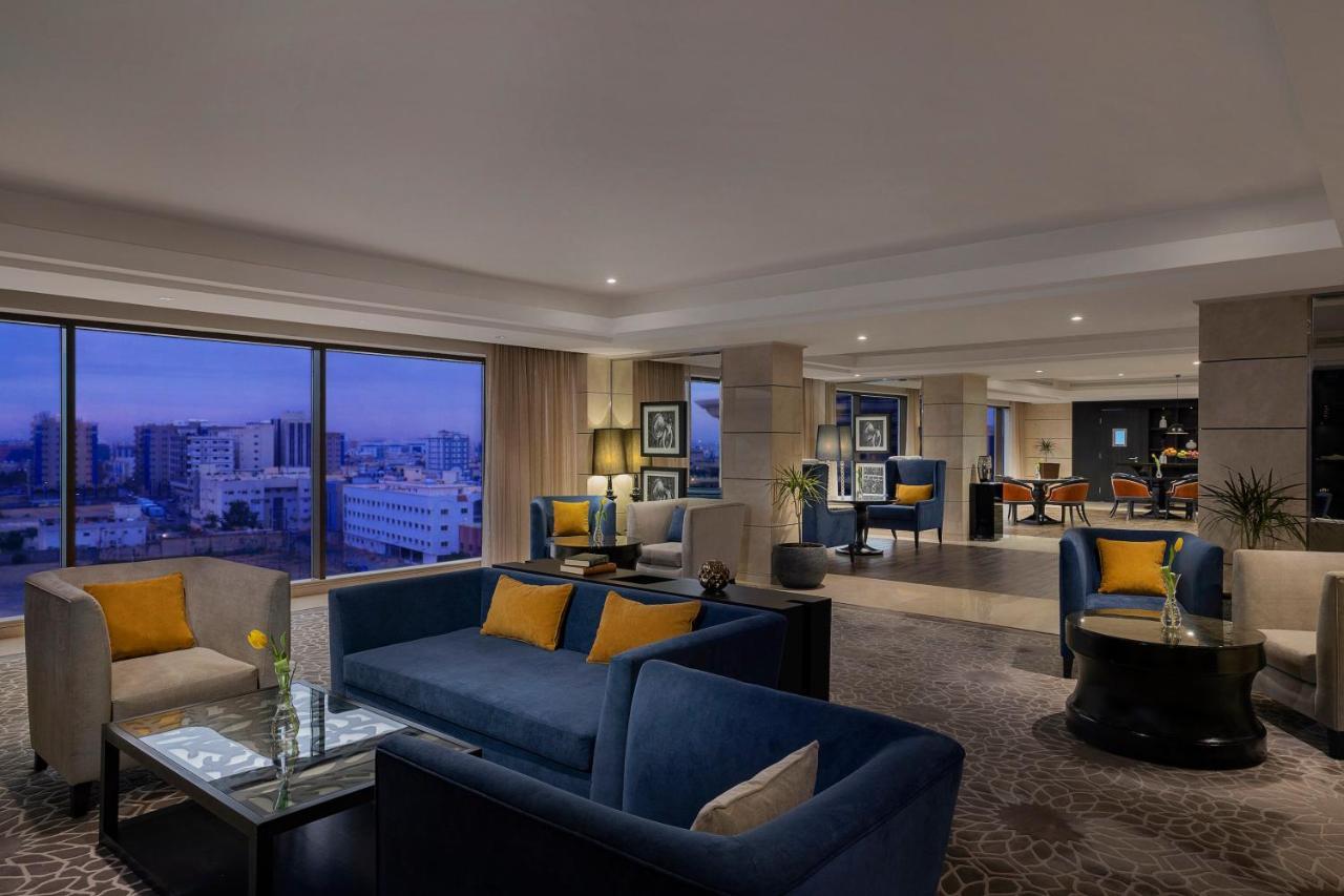Voco - Riyadh, An Ihg Hotel - فندق فوكو الرياض, احدى فنادق مجموعة إنتركونتيننتال Exterior photo Club Lounge