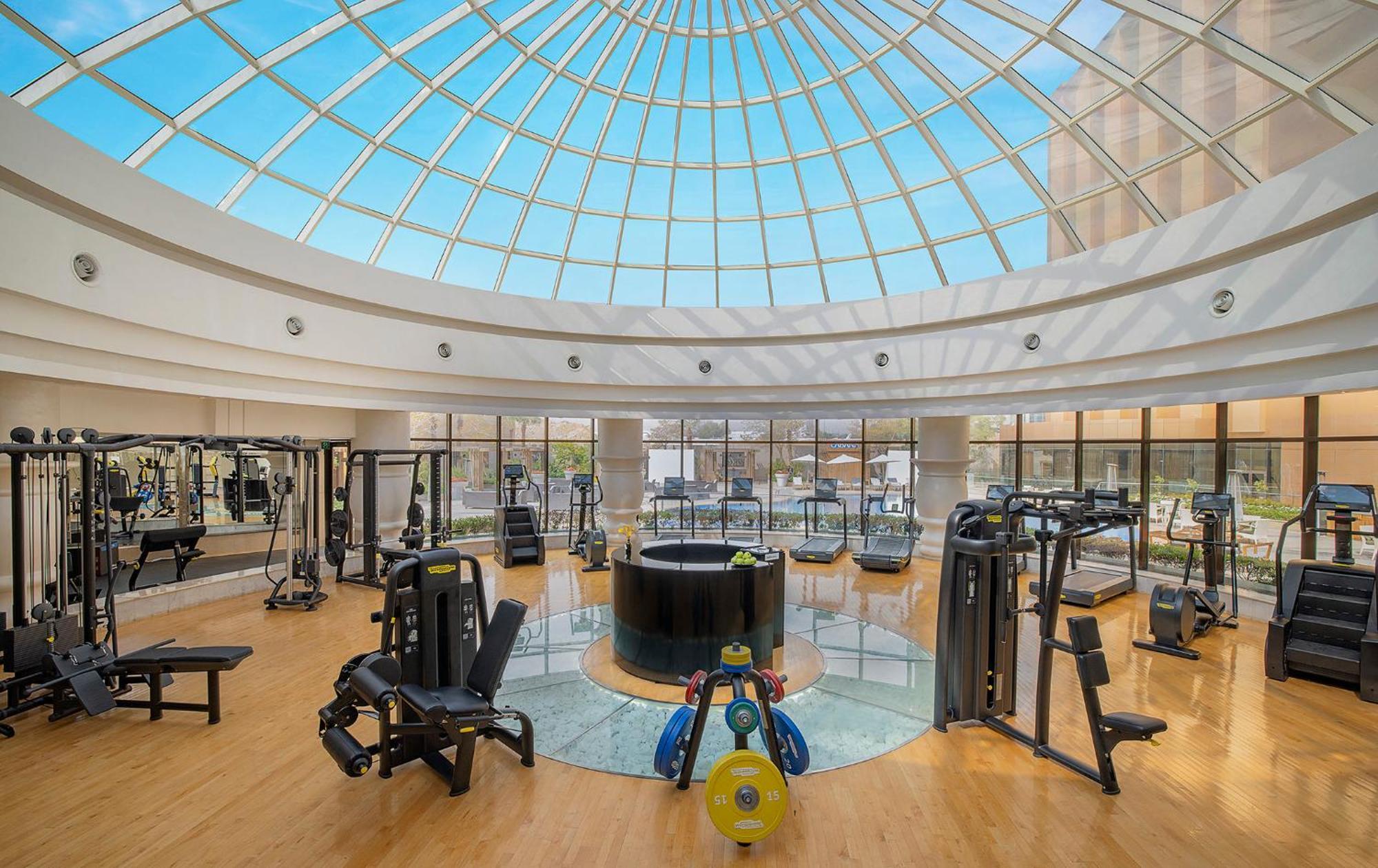 Voco - Riyadh, An Ihg Hotel - فندق فوكو الرياض, احدى فنادق مجموعة إنتركونتيننتال Exterior photo The gym at the hotel