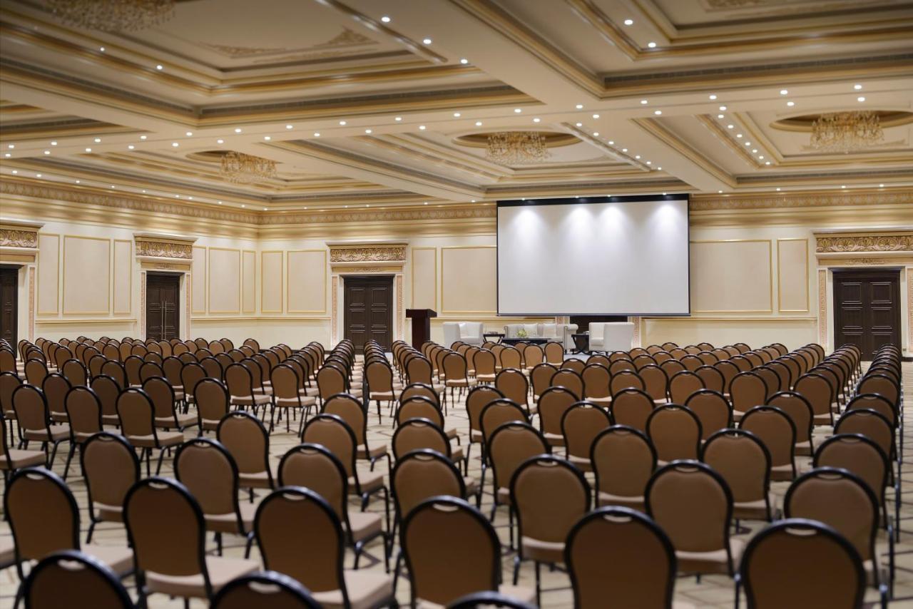 Voco - Riyadh, An Ihg Hotel - فندق فوكو الرياض, احدى فنادق مجموعة إنتركونتيننتال Exterior photo The ballroom