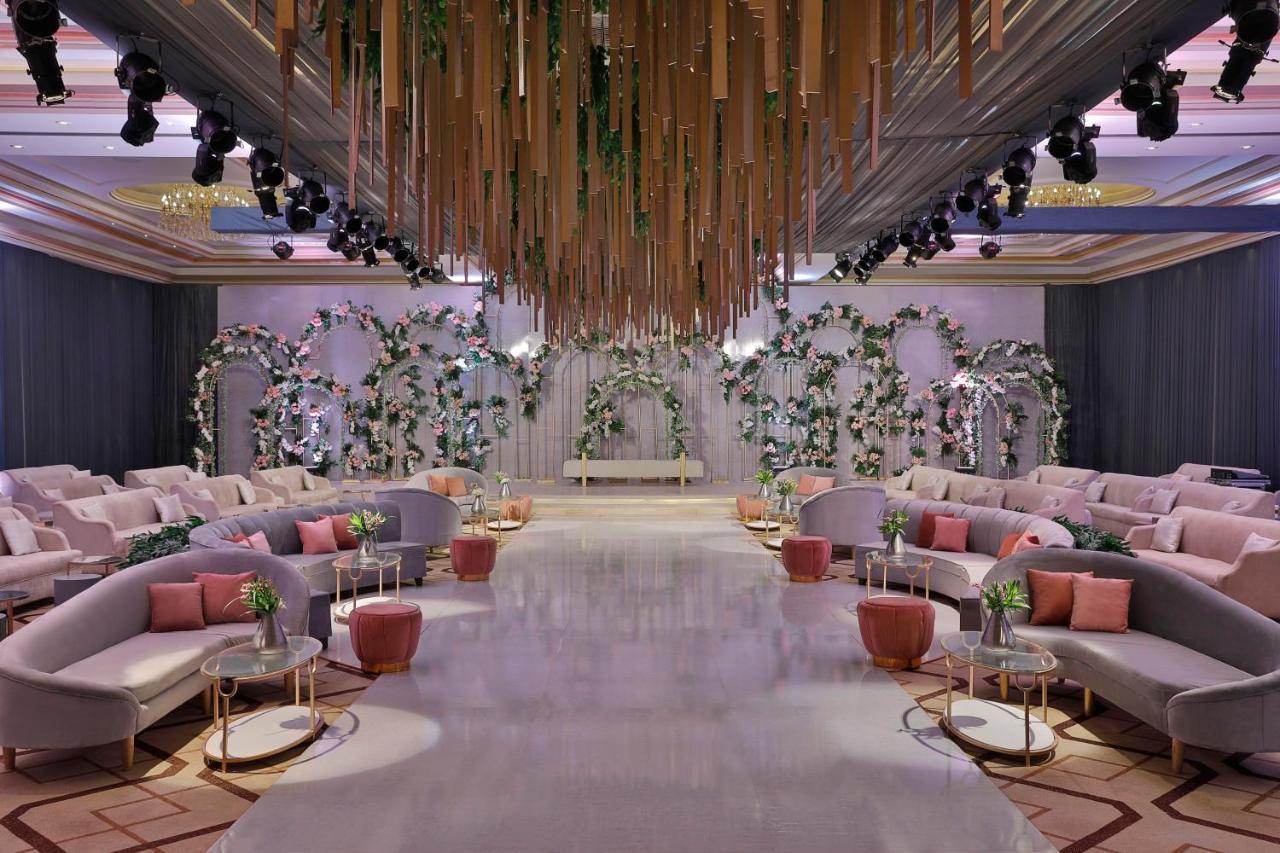 Voco - Riyadh, An Ihg Hotel - فندق فوكو الرياض, احدى فنادق مجموعة إنتركونتيننتال Exterior photo The ballroom